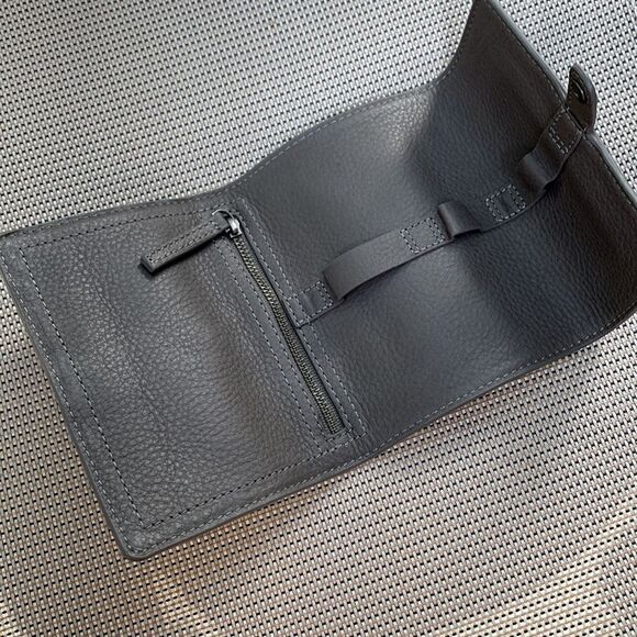 JEWELRY case gray pebbled leather travel case snap closure zippered compartment - Picture 3 of 7